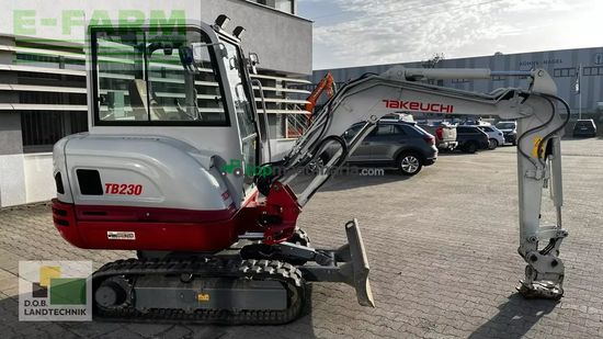 Excavadora - Takeuchi - tb 230