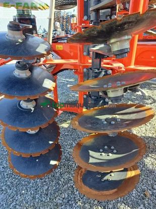 Cultivador - Kuhn - performer 6000