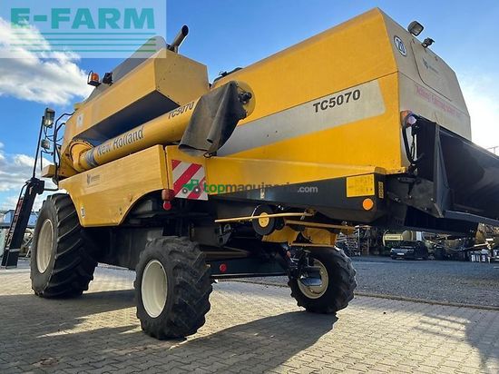 Cosechadora de Cereal - New Holland - tc 5070