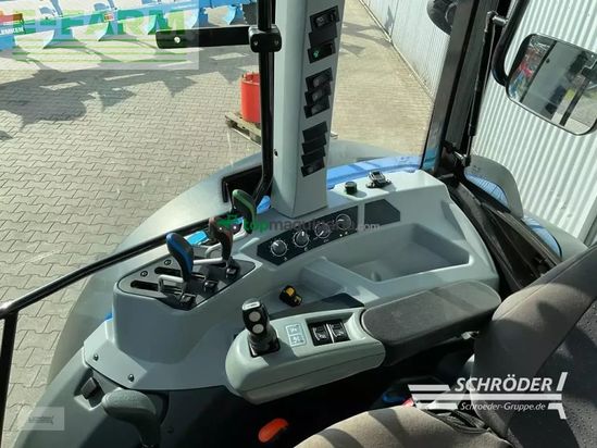 Tractor agrícola - Valtra - a 84 sh