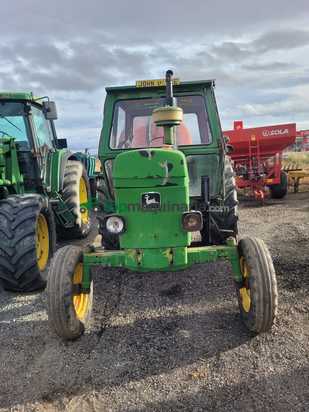 Tractor agrícola - John Deere - 3135