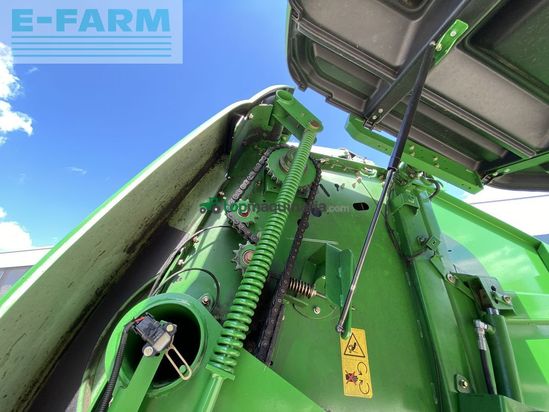 Empacadora gigant - John Deere - 864