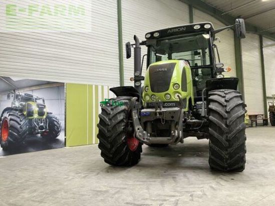 Tractor agrícola - Claas - arion 540 traktor