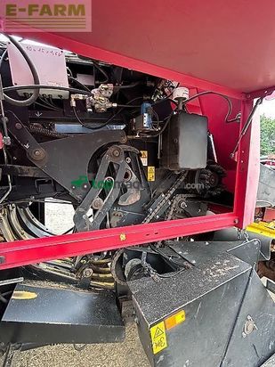 Empacadora gigant - New Holland - d1010c + samka vorbauhäcksler