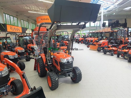 Tractor agrícola - Kubota - b1161 incl frontlader