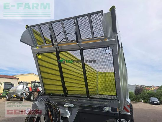 Cinta transportadora de forraje - Fliegl - cugo 640 40m³
