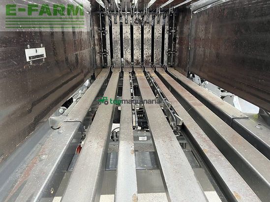 Empacadora gigant - Claas - quadrant 5300 fc t