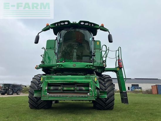 Cosechadora de Cereal - John Deere - t660i