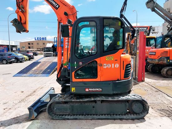 Miniexcavadora DOOSAN DX60R