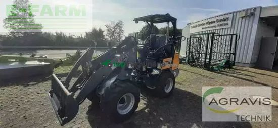 Minicargadora - Giant - g2300 hd