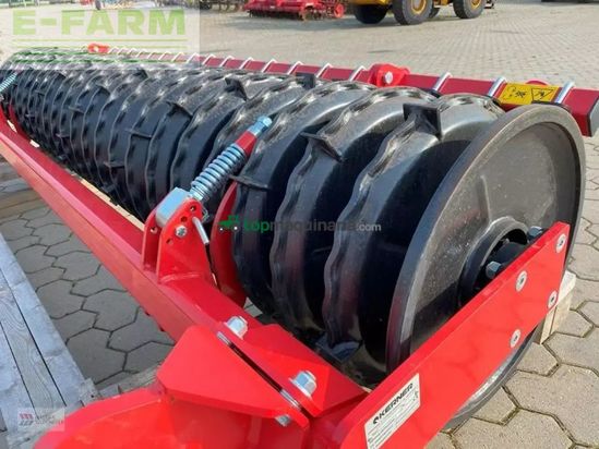 Grada rotativa - Kverneland - kerner crackerwalze zur ngh-serie