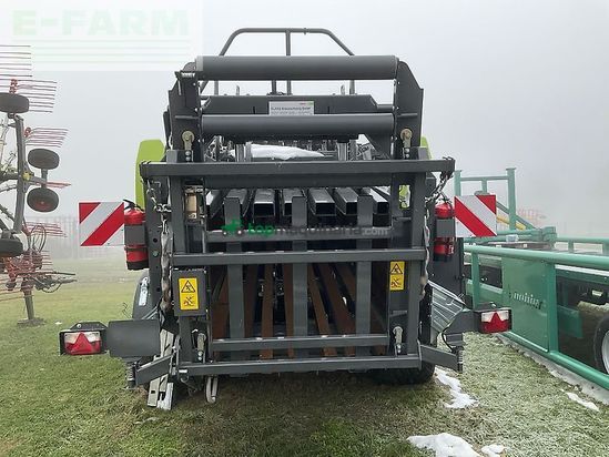Empacadora gigant - Claas - quadrant 5300 fc