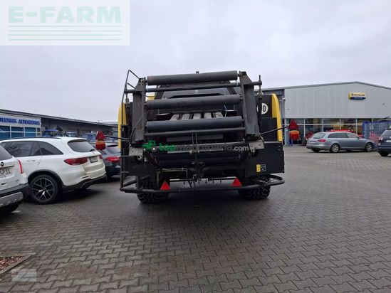 Empacadora gigant - New Holland - bb 9070 / bb9070