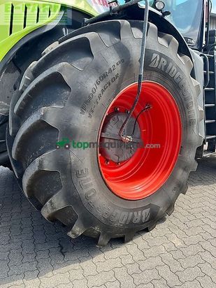 Tractor agrícola - Claas - xerion 5000 trac TRAC