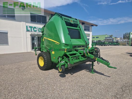 Empacadora gigant - John Deere - V461M