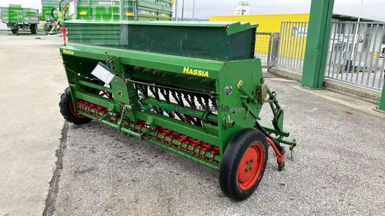 Sembradora - Hassia - dkl 3.00/25