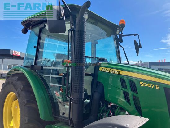Tractor agrícola - John Deere - 5067E