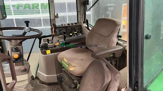 Tractor agrícola - John Deere - 6820 med frontlæsser