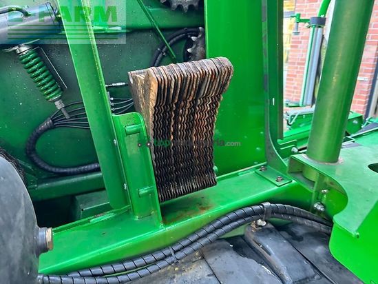 Empacadora gigant - John Deere - c441r