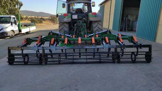 CULTIVADOR SEMICHISEL DE 17 BRAZOS 40X30 EN 2 FILAS