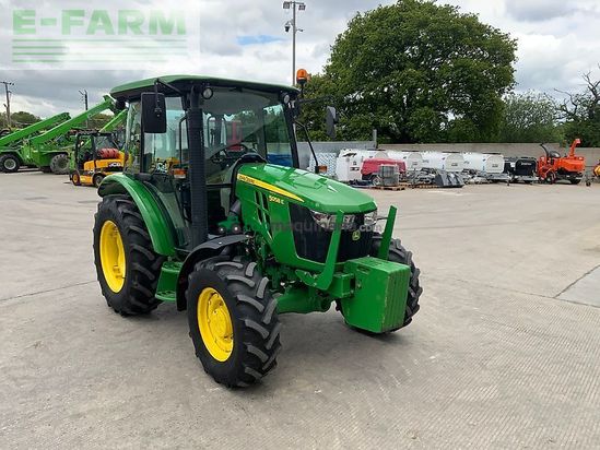 Tractor agrícola - John Deere - 5058e tractor (st26617)