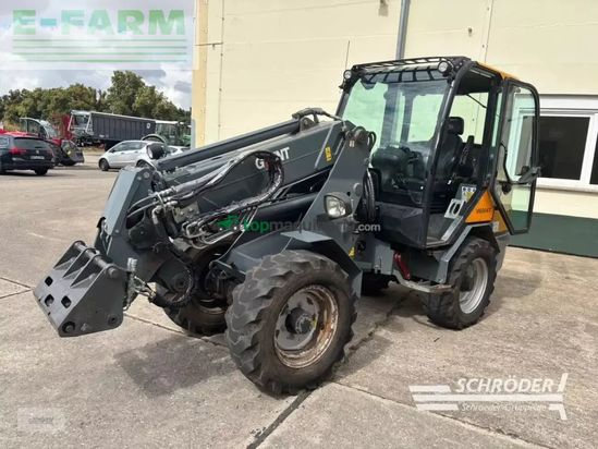 Minicargadora -  - giant v 6004 t