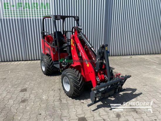 Minicargadora - Schaffer - 2028 slt