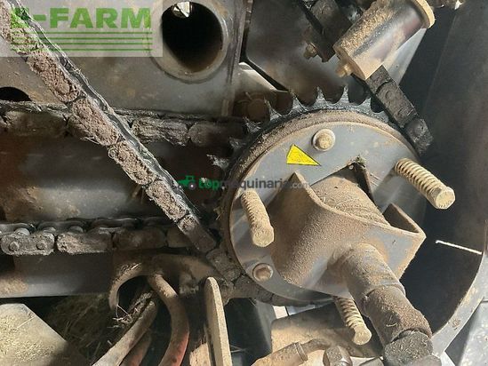 Empacadora gigant - Claas - variant 380 rc