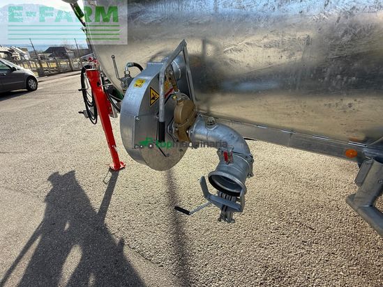 Cuba de purin - Vakutec - VA 9500 inkl. 12m Vario-Flex Schlepp Schuh