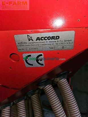 Sembradora - Kuhn - hr 3002d +accord da pneumatic 3,0 m breit