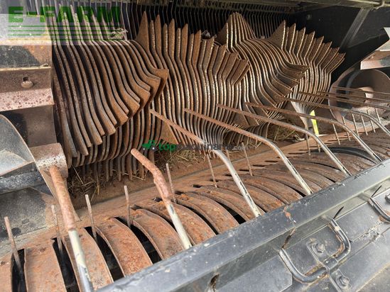 Empacadora gigant - Case IH - lbx 422 r