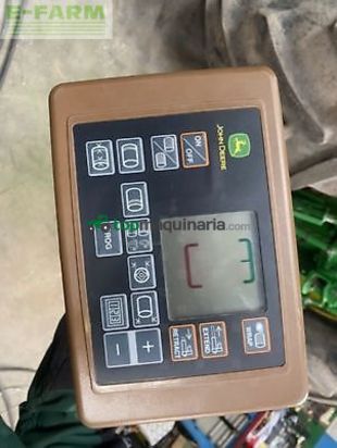 Empacadora gigant - John Deere - 592