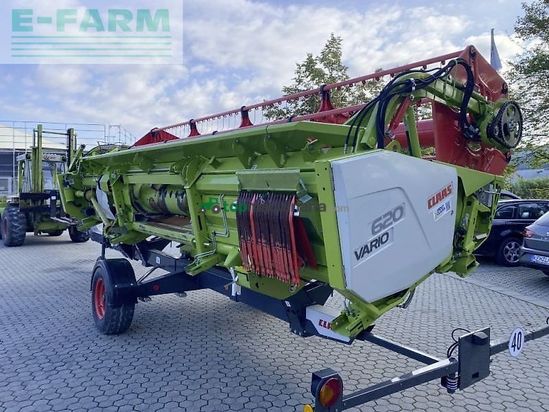 Cosechadora de Cereal - Claas - trion 530 mit vario 620