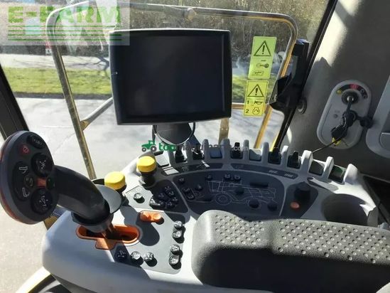 Cosechadora de Cereal - New Holland - cx 8.90 slh