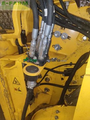 Cosechadora de Cereal - New Holland - cr 8.90 élévation