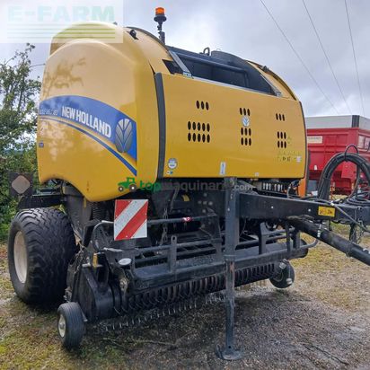 Empacadora gigant - New Holland - rb180 cropcutter