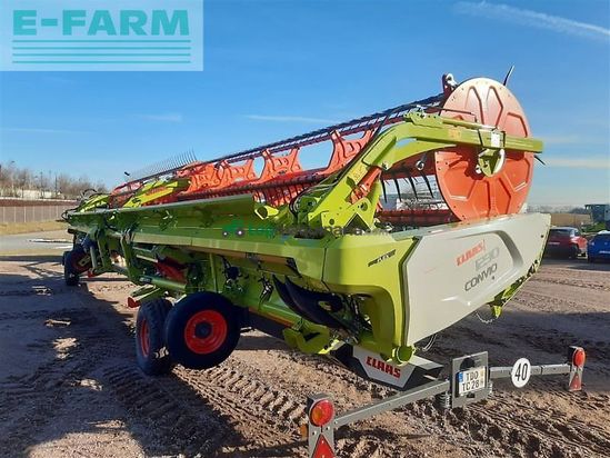 Cosechadora de Cereal - Claas - geb. mähdrescher lexion 8700tt