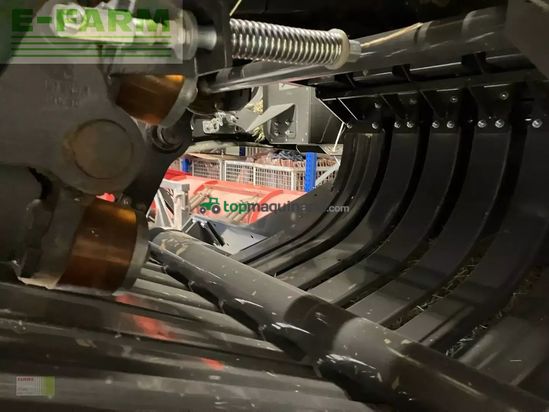 Empacadora gigant - Claas - quadrant 4000