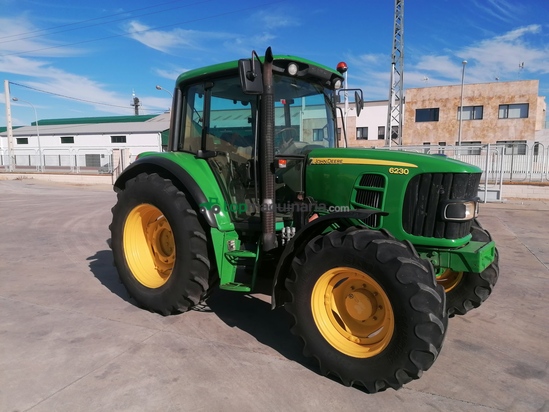 Tractor agrícola - John Deere - 6230