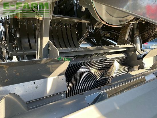 Empacadora gigant - Claas - quadrant 5300 rc