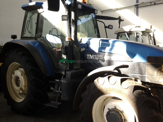 Tractor agrícola - New Holland - TM125