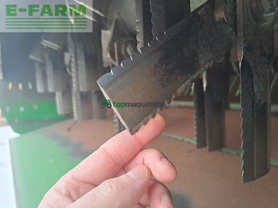 Cosechadora de Cereal - John Deere - t560