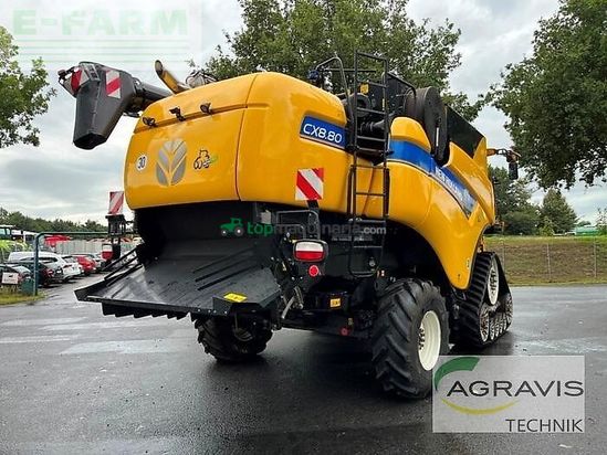 Cosechadora de Cereal - New Holland - cx 8.80 raupe