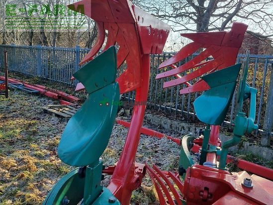 Arado - Kverneland - 6300 s