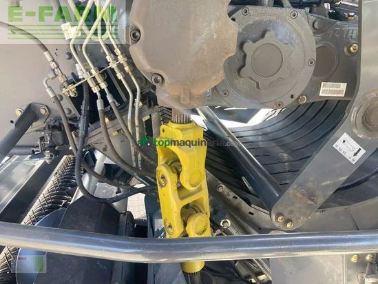 Empacadora gigant - Claas - quadrant 5200 fc tandem