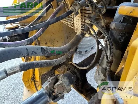 Minicargadora - Caterpillar - 962 m