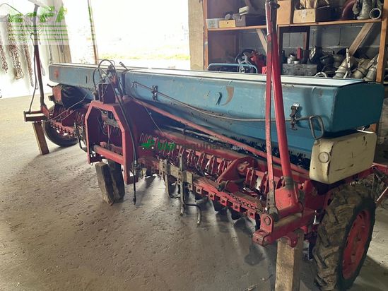 Sembradora - Isaria - TYP 6000