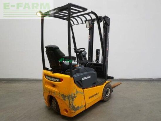 Elevadora - Jungheinrich - efg110