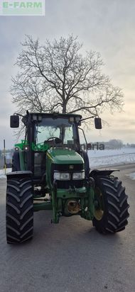 Tractor agrícola - John Deere - 5820 premium