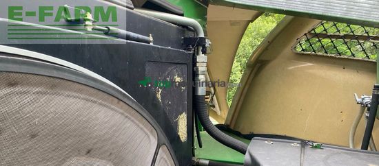 Cosechadora de Cereal - John Deere - 8700